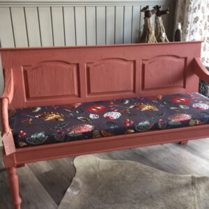 Coral Bench